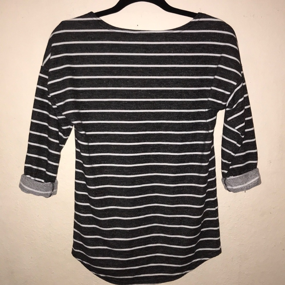 H&M 3/4 sleeve sweater - Picture 4 of 4